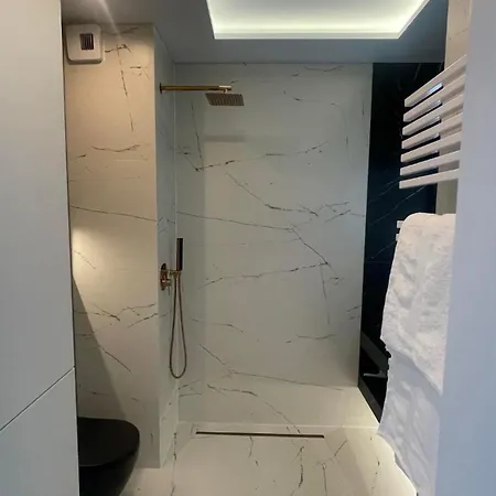 - Podskarbinska * Warsaw