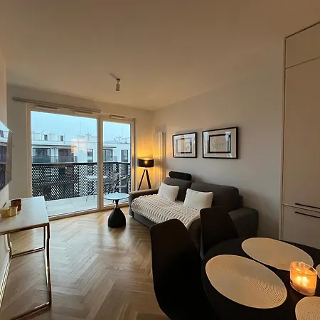 - Podskarbinska Apartment *